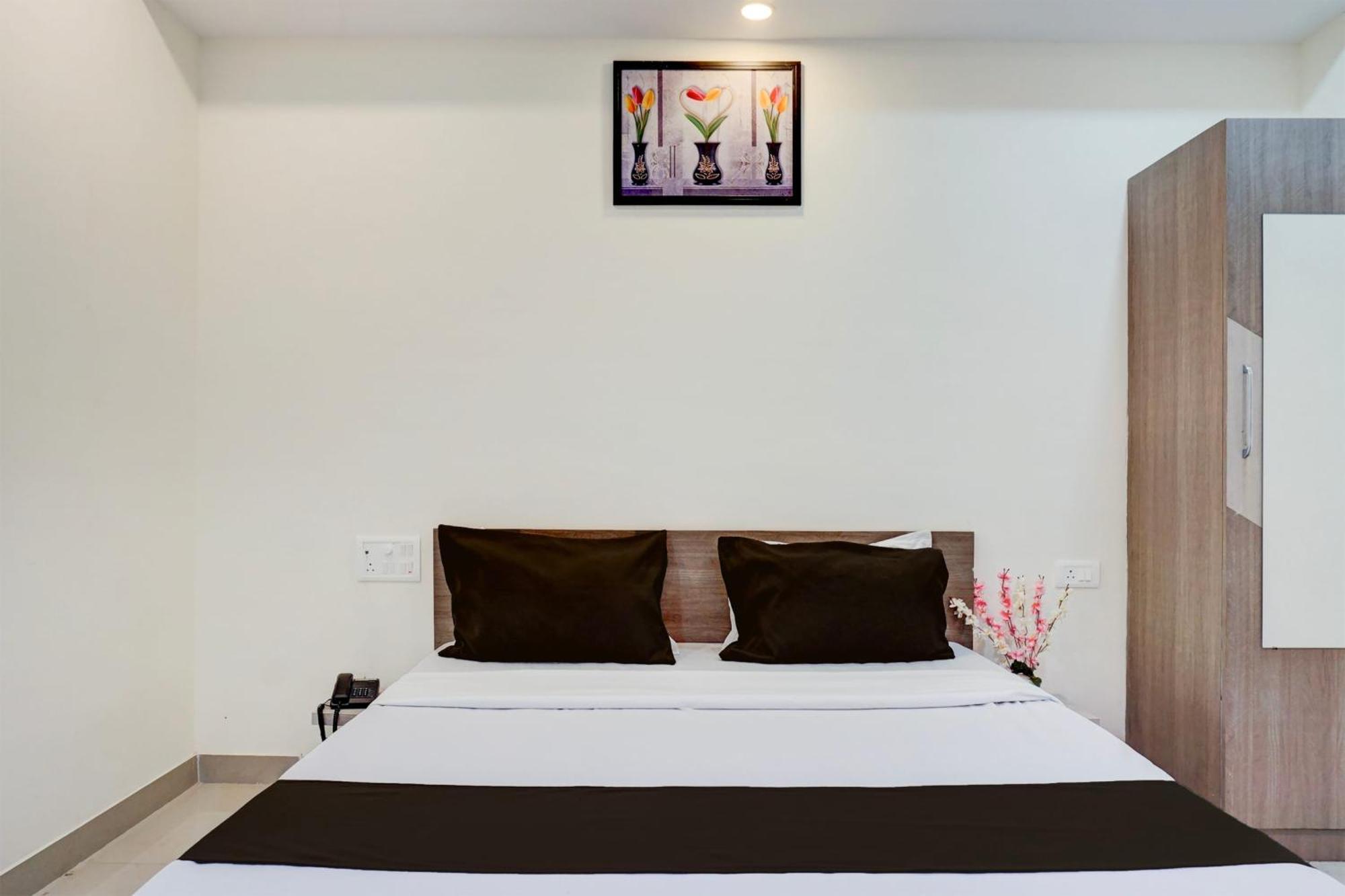 Hotel O Atithi Executive Méribel Village Εξωτερικό φωτογραφία